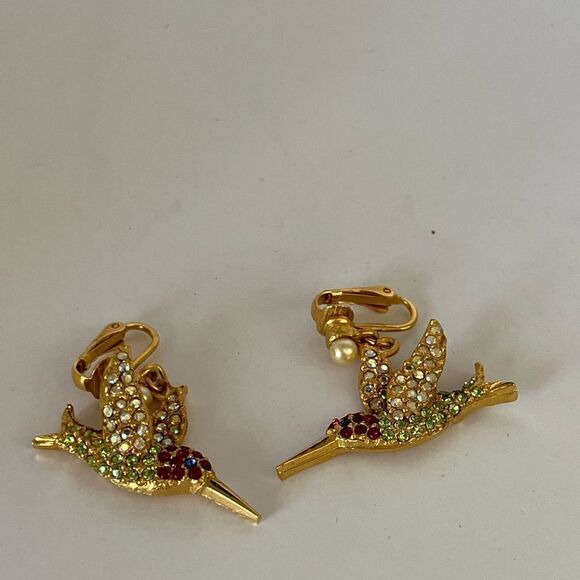 NWOT Pell re-designed by Mary Beth, 24K plated humming bird earrings. - Picture 5 of 8